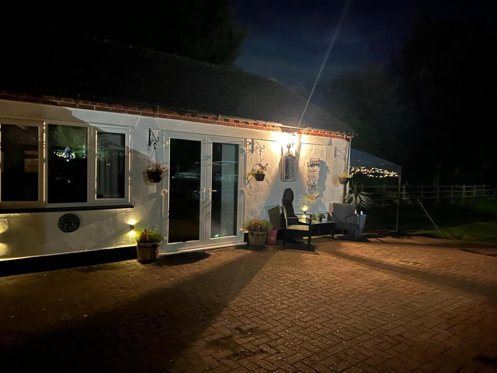 Shropshire Guestroom Seisdon Exterior photo