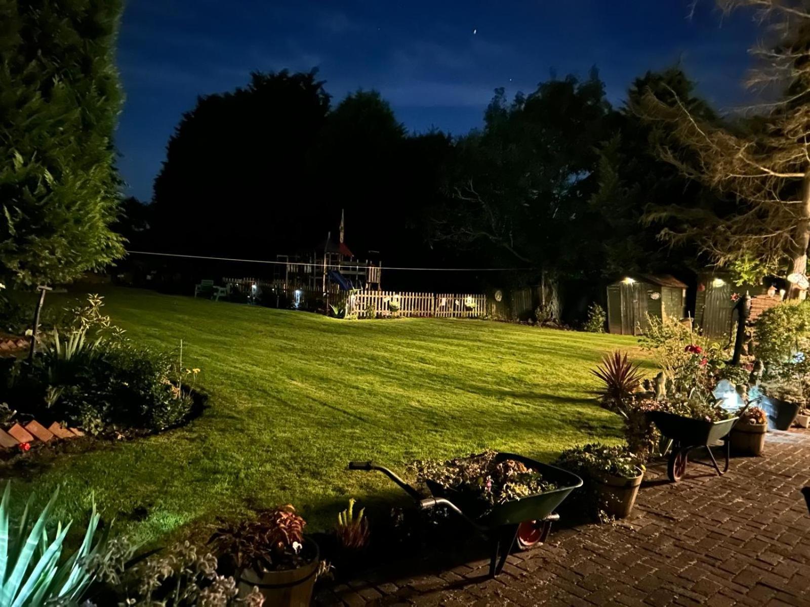 Shropshire Guestroom Seisdon Exterior photo
