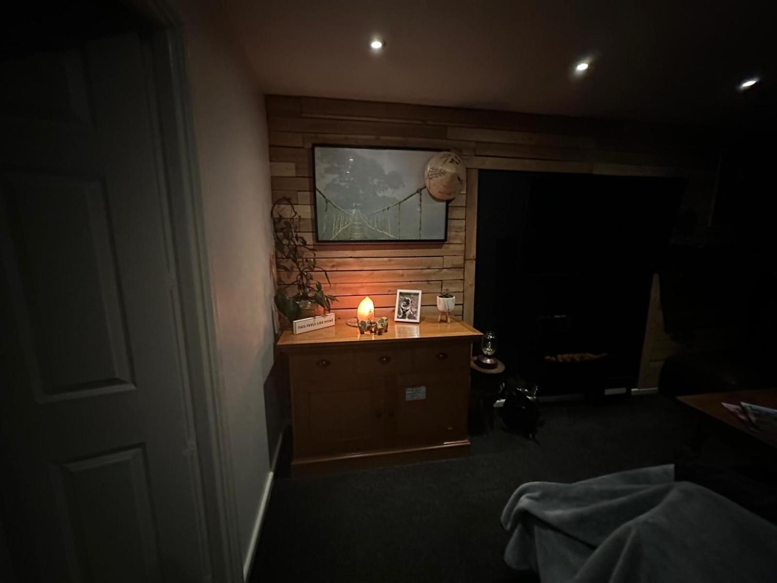 Shropshire Guestroom Seisdon Exterior photo